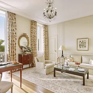 Du Cap Eden Roc Otel